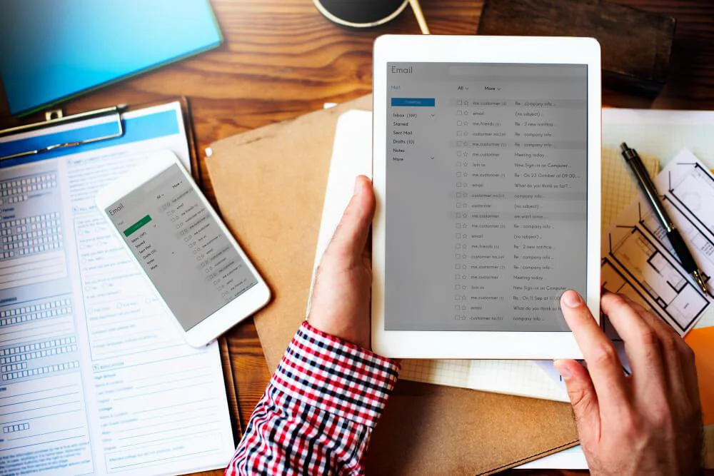 7 Ways e-Invoicing Helps Malaysian SMEs Save Time and Reduce Costs